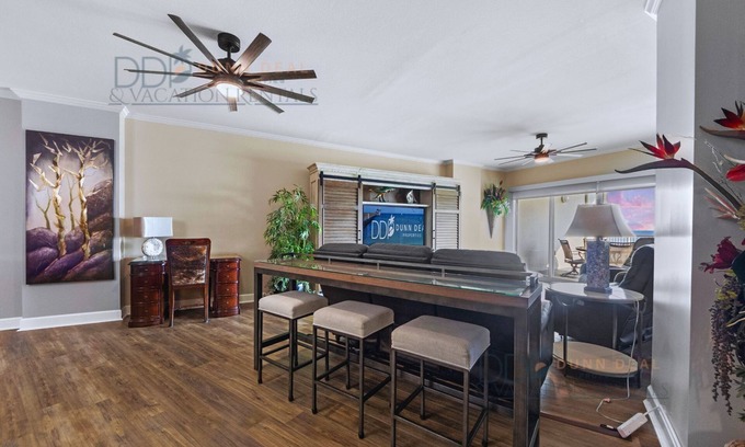 Biloxi Condo | Seabreeze Corner Unit Penthouse