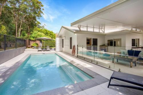 Rainbow Beach House | Seabreeze Escape - Rainbow Beach. Pool. Wifi. Aircon