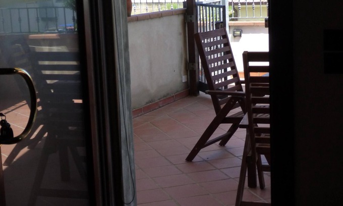 Casal Borsetti Apartment | Seafront apartment on the first floor, with large terrace, in a renovated house