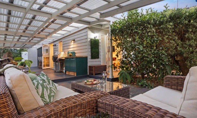 Werri Beach House | Seagrass Cottage – 35m to beach access