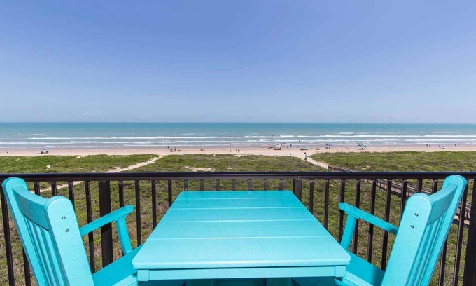 South Padre Island Condo | Seagull 502 - Charming Beachfront Condo w/Endless Ocean Views, Pool, Spa, Washer & Dryer