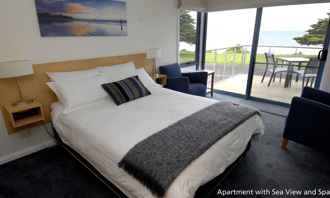 Portland Apartment | Seascape Accommodation - Spa Unit