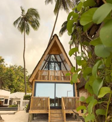 Kiwengwa Resort | Seaside Eco Bungalow front ocean