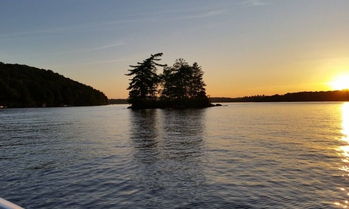 Caroga Lake Cabin | Seasonal 3 bedroom camp, with private beach area, cable T.V./internet, grill.