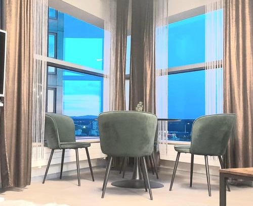 Srodmiescie Apartment | SeaTowers 28 Floor Waterfront PANORAMIC PENTHOUSE! Sea & City View from GLASS CORNER TRIANGLE! 75m2! Terrace!