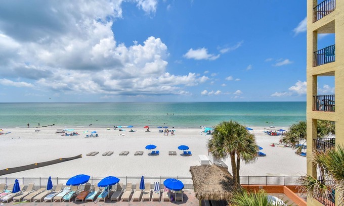 Madeira Beach Condo | Seaview 305 is Open for Guest Rental "Beautiful Oceanfront Condo"