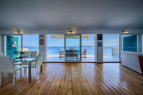 Milna Apartment | Seaview Suite Lissa
