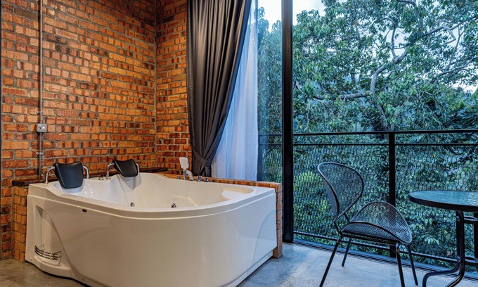 Ipoh Hotel | Sebayu Retreat Gopeng