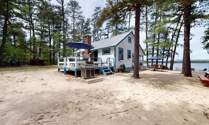 The Bays Cottage | Secluded bayfront cottage with private beach, grill, & bay views