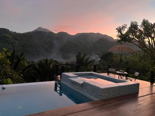Valencia Apartment | Secluded Couples Getaway Eco Mountain Romance