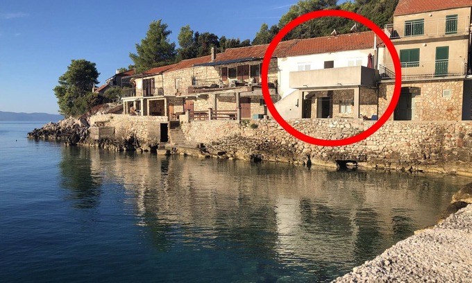Gdinj House | Secluded fisherman's cottage Cove Srhov Dolac, Hvar (K-15087)