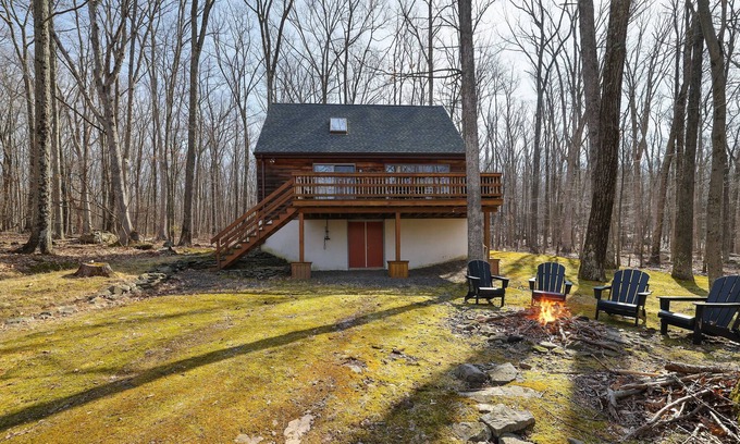 White Mills Cabin | Secluded Lakefront Cabin in the woods with firepit