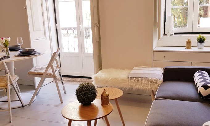 Sao Bento Apartment | Secret Spot in Principe Real