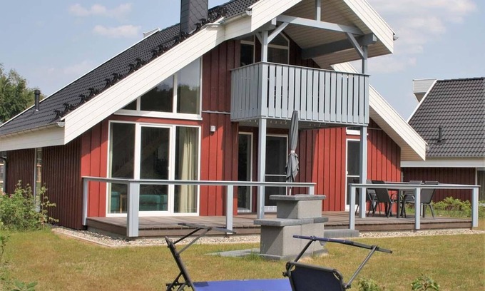 Mirow House | Seeschwalbe Classic 319 - Großzügiges Ferienhaus mit Eigener Sauna und Whirlpool