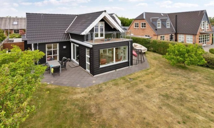 Fur House | "Seija" - 50m to the inlet by Interhome