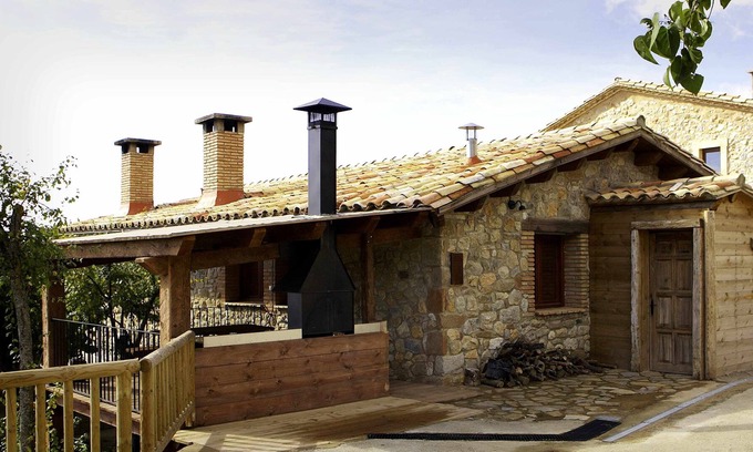 Lladurs House | Self catering Poble Rural Puigarnau-Pubill�� for 6 people
