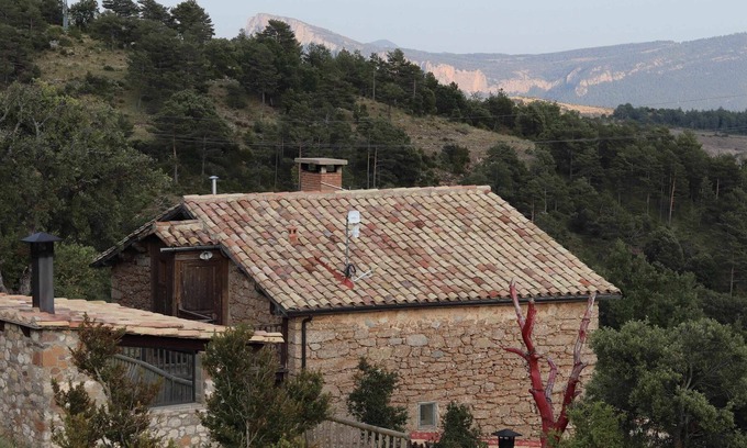 Oden House | Self catering Poble Rural Puigarnau-Pubilló for 6 people