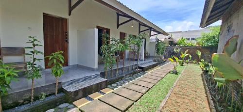 Kuta House | Selow Homestay