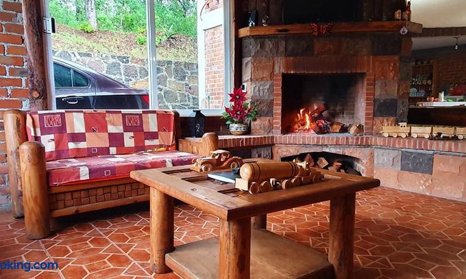 Senguio Cabin | Senda Monarca