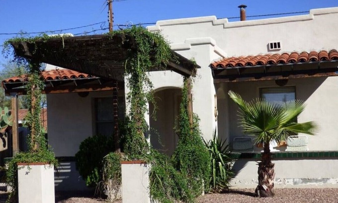 Rincon Heights House | Serene and secluded 2bdrm home near UofA