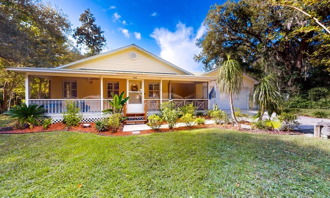 St. Augustine House | Serene home with enclosed yard, grill, games, & central AC - dog-friendly