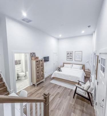 Annandale House | Serene Scandanavian Loft Suite