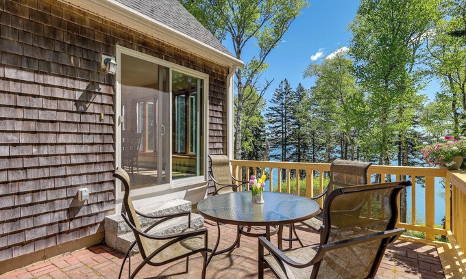 Steuben House | Serene Steuben Home w/Scenic Ocean Views!