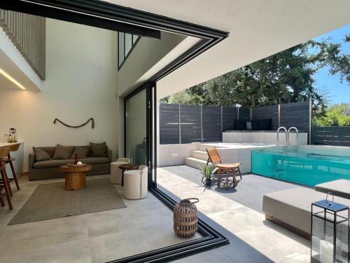 Nea Iraklia House | Serene Villas Halkidiki - Deluxe
