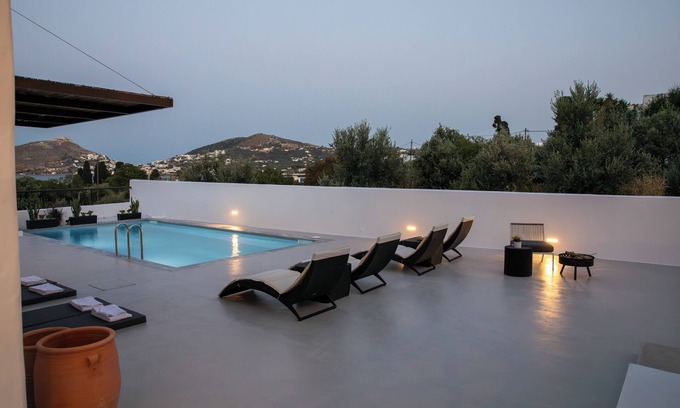 Alinda Villa | Serenity Bay, Cycladic Villa with Pool and magnificent view near the beach.