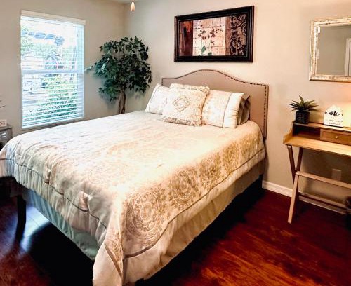 Lutz House | Serenity Gardens private guest suite in Historic Lutz