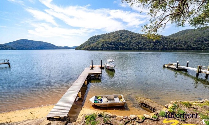 Sydney House | Serenity on Coba Point