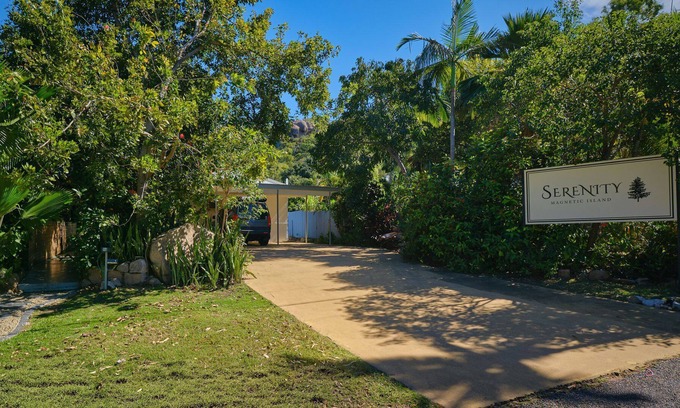 Picnic Bay Apartment | Serenity on Magnetic Unit 5 - A friendly family environment