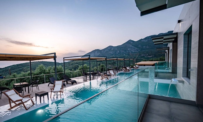 Zakharo House | Serenity Suites Sea View 3, Kaiafa Lake Zacharo, Greece