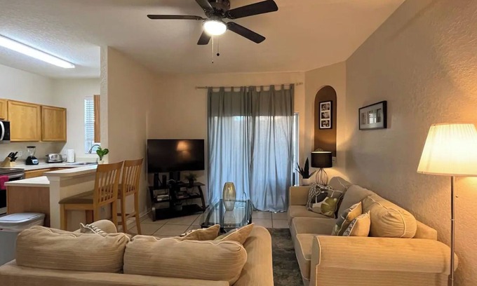 Highlands Reserve House | Serenity Villa Full Kitchen & Resort Top Amenities Near Top Parks
