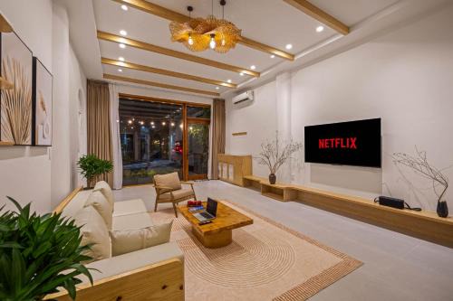 Ngu Hanh Son Villa | Serenity Villa - Near My Khe Beach & City Center by The Key