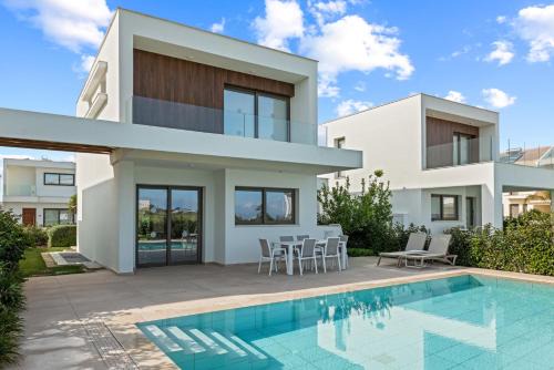 Softades Villa | Serenity Waves Villa 20