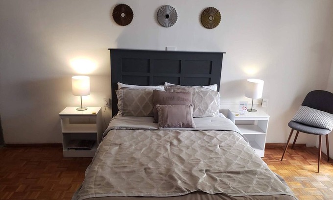 Del Carmen House | Serrano Room At The Heart Of Villa Coyoacan