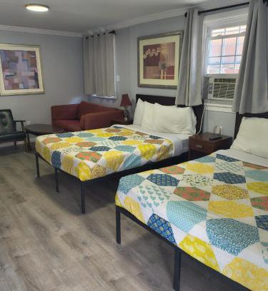Lake George Cabin | Seven Dwarfs Motel & Cabins