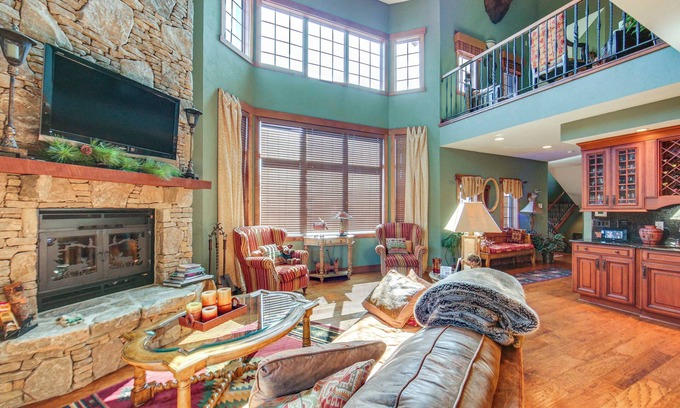 Champion House | Seven Springs Resort Home: Theater Room & Grill