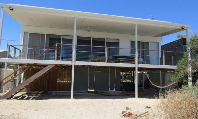 Minlacowie House | Shane's Shack