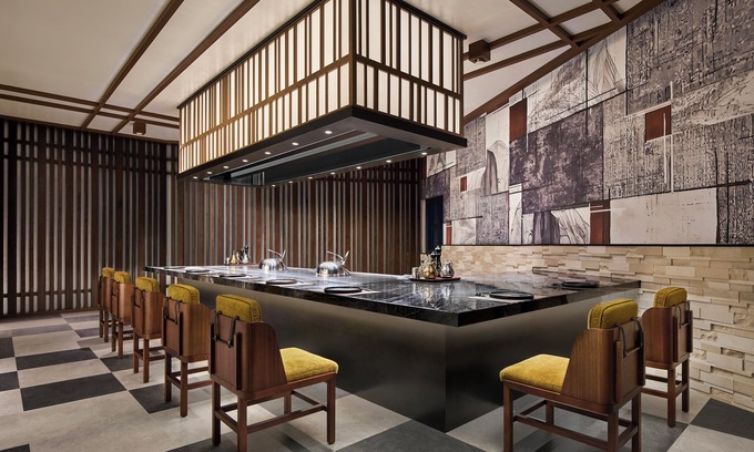 Downtown Shanghai Hotel | Shanghai Snow World Hotel, Vignette Collection by IHG