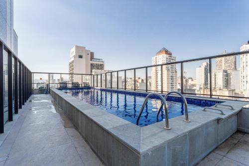 Vila Buarque House | Share Consolação by Viva - Prédio completo na Consolação com piscina no rooftop próx ao Mackenzie