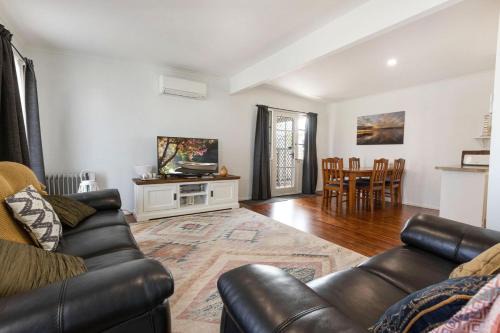 Paynesville House | Shelby Cottage