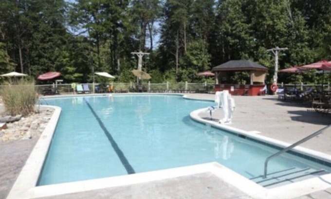 Gordonsville Cabin | Shenandoah Crossing Resort - 2 Bedroom Fully Furnished Cabin