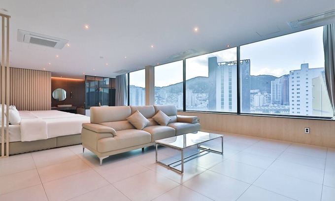 Busanjin Hotel | Shire hotel Seomyeon