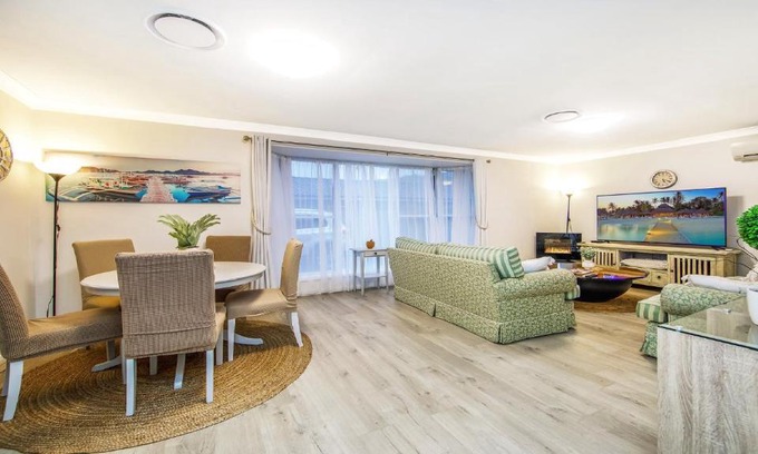 Ettalong Beach House | Shore Fun - Ettalong Beach