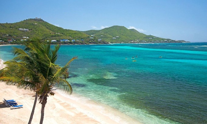 Estate Turner Hole House | Short Drive from Honeymoon Beach! 4 Spacious Units, Outdoor Pools, Free Parking!