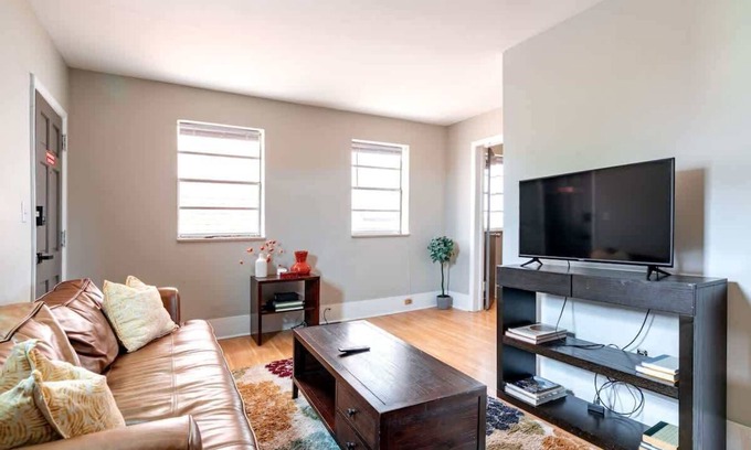 Victorian Village House | Short North/Downtown | Near High St | Walk to Convention Center | 5,800+ Reviews