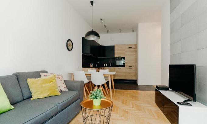 Srodmiescie Połnocne Apartment | ShortStayPoland Grzybowska (B16)
