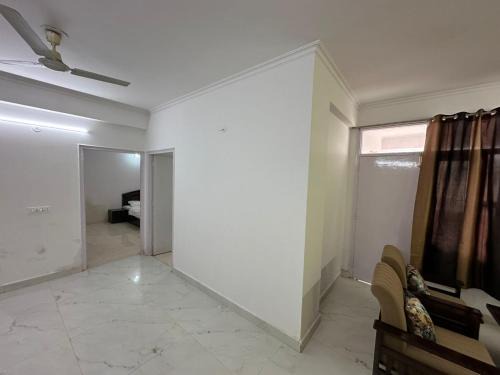 Vrindavan Apartment | Shri Krishna Lok